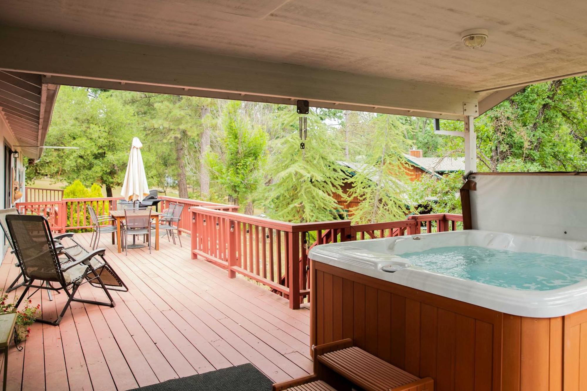 Rustic Groveland Home Private Hot Tub, Deck And Bbq 外观 照片